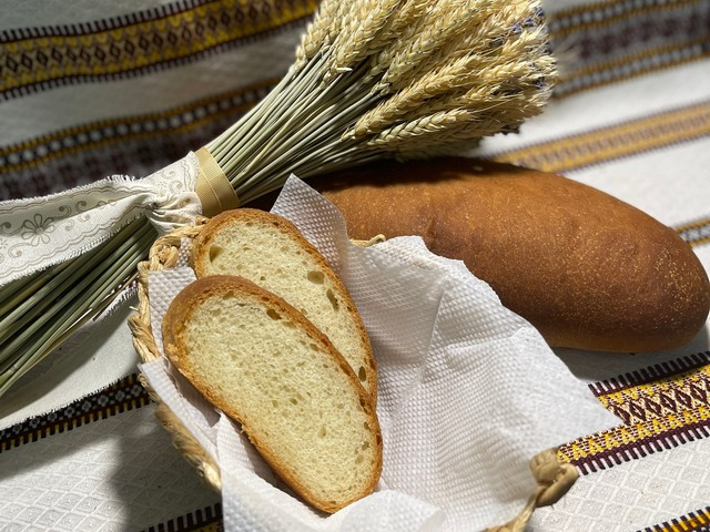 Хліб білий