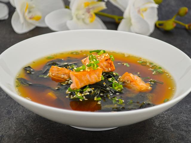 Місо-суп з лососем