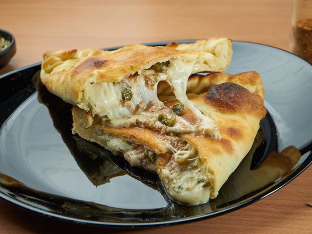 Шанхайський пиріг Тунець з каперсами